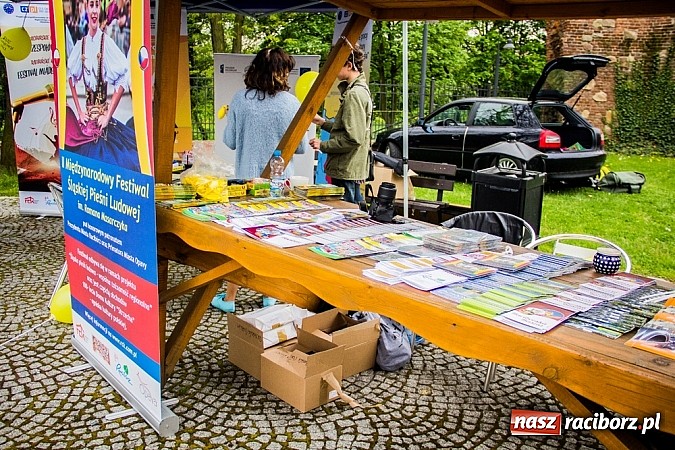 Zdjęcie w galerii na portalu naszraciborz.pl: Święto Subregionu Zachodniego Województwa Śląskiego na Zamku Piastowskim w Raciborzu wiadomości z regionu