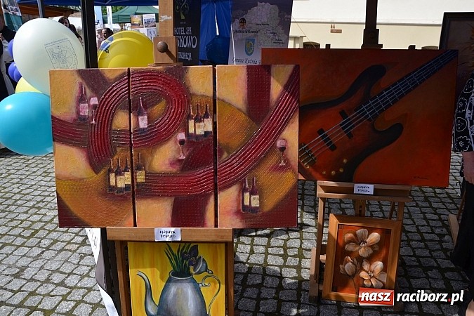 Zdjęcie w galerii na portalu naszraciborz.pl: Święto Subregionu Zachodniego Województwa Śląskiego na Zamku Piastowskim w Raciborzu wiadomości z regionu