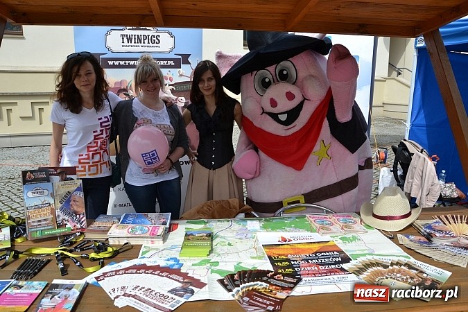 Zdjęcie w galerii na portalu naszraciborz.pl: Święto Subregionu Zachodniego Województwa Śląskiego na Zamku Piastowskim w Raciborzu wiadomości z regionu