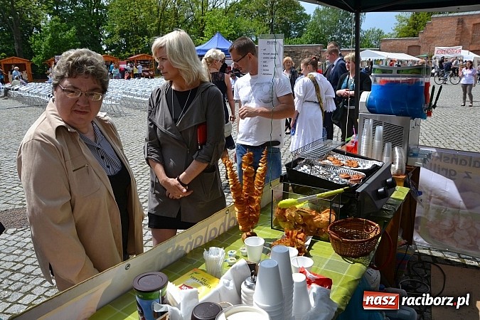 Zdjęcie w galerii na portalu naszraciborz.pl: Święto Subregionu Zachodniego Województwa Śląskiego na Zamku Piastowskim w Raciborzu wiadomości z regionu