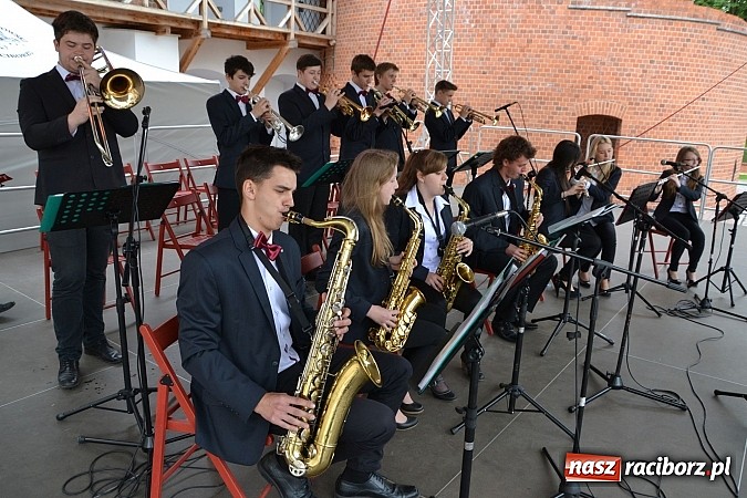 Zdjęcie w galerii na portalu naszraciborz.pl: Święto Subregionu Zachodniego Województwa Śląskiego na Zamku Piastowskim w Raciborzu wiadomości z regionu