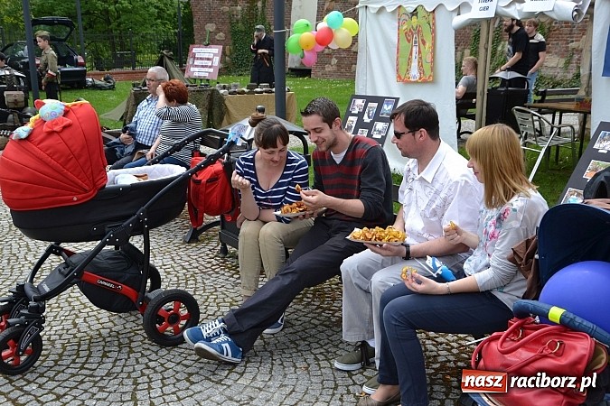 Zdjęcie w galerii na portalu naszraciborz.pl: Święto Subregionu Zachodniego Województwa Śląskiego na Zamku Piastowskim w Raciborzu wiadomości z regionu
