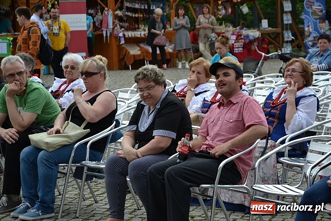 Zdjęcie w galerii na portalu naszraciborz.pl: Święto Subregionu Zachodniego Województwa Śląskiego na Zamku Piastowskim w Raciborzu wiadomości z regionu