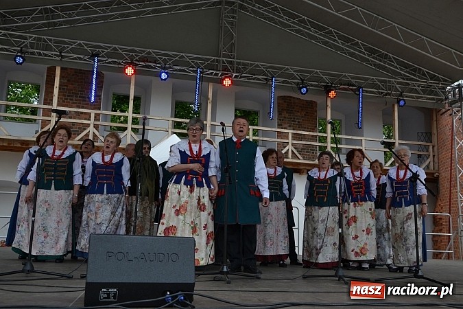 Zdjęcie w galerii na portalu naszraciborz.pl: Święto Subregionu Zachodniego Województwa Śląskiego na Zamku Piastowskim w Raciborzu wiadomości z regionu