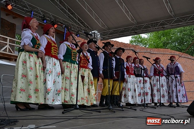 Zdjęcie w galerii na portalu naszraciborz.pl: Święto Subregionu Zachodniego Województwa Śląskiego na Zamku Piastowskim w Raciborzu wiadomości z regionu