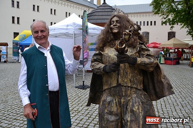Zdjęcie w galerii na portalu naszraciborz.pl: Święto Subregionu Zachodniego Województwa Śląskiego na Zamku Piastowskim w Raciborzu wiadomości z regionu