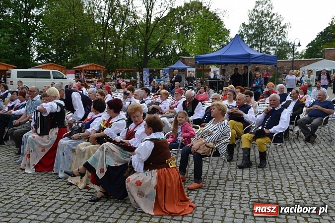 Zdjęcie w galerii na portalu naszraciborz.pl: Święto Subregionu Zachodniego Województwa Śląskiego na Zamku Piastowskim w Raciborzu wiadomości z regionu