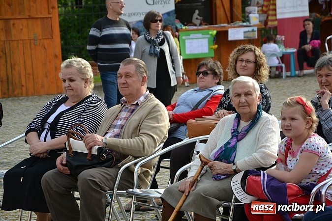 Zdjęcie w galerii na portalu naszraciborz.pl: Święto Subregionu Zachodniego Województwa Śląskiego na Zamku Piastowskim w Raciborzu wiadomości z regionu