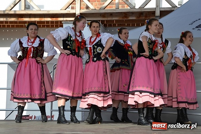 Zdjęcie w galerii na portalu naszraciborz.pl: Święto Subregionu Zachodniego Województwa Śląskiego na Zamku Piastowskim w Raciborzu wiadomości z regionu