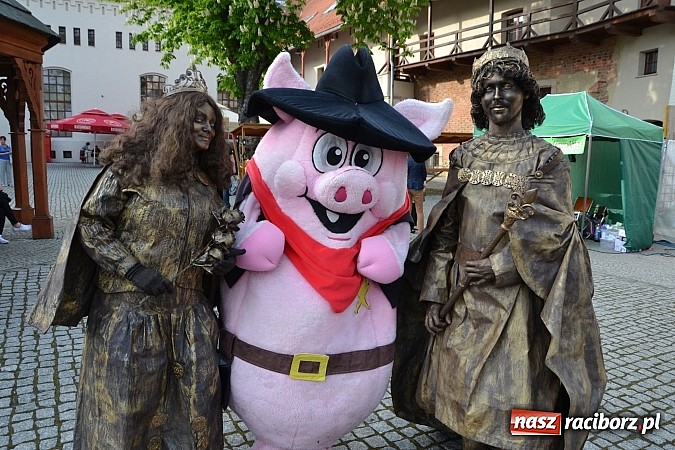 Zdjęcie w galerii na portalu naszraciborz.pl: Święto Subregionu Zachodniego Województwa Śląskiego na Zamku Piastowskim w Raciborzu wiadomości z regionu