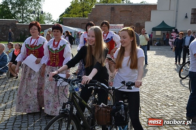 Zdjęcie w galerii na portalu naszraciborz.pl: Święto Subregionu Zachodniego Województwa Śląskiego na Zamku Piastowskim w Raciborzu wiadomości z regionu