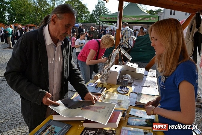 Zdjęcie w galerii na portalu naszraciborz.pl: Święto Subregionu Zachodniego Województwa Śląskiego na Zamku Piastowskim w Raciborzu wiadomości z regionu