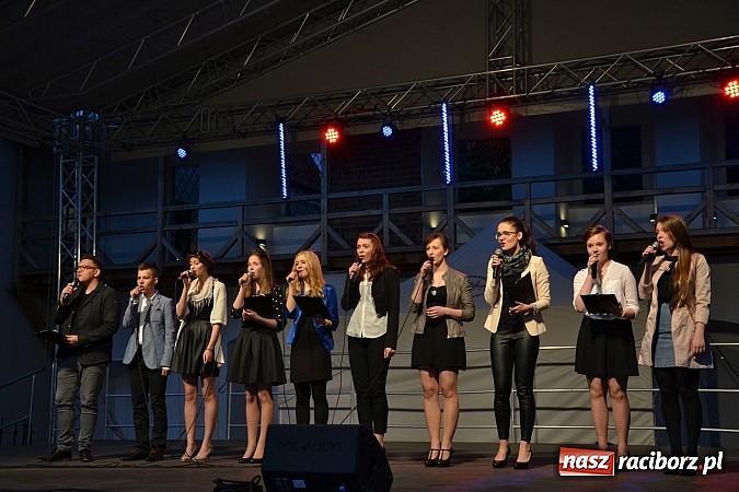 Zdjęcie w galerii na portalu naszraciborz.pl: Święto Subregionu Zachodniego Województwa Śląskiego na Zamku Piastowskim w Raciborzu wiadomości z regionu