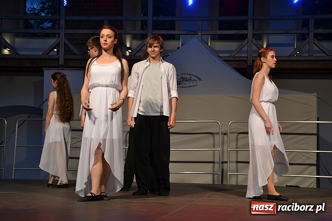 Zdjęcie w galerii na portalu naszraciborz.pl: Święto Subregionu Zachodniego Województwa Śląskiego na Zamku Piastowskim w Raciborzu wiadomości z regionu