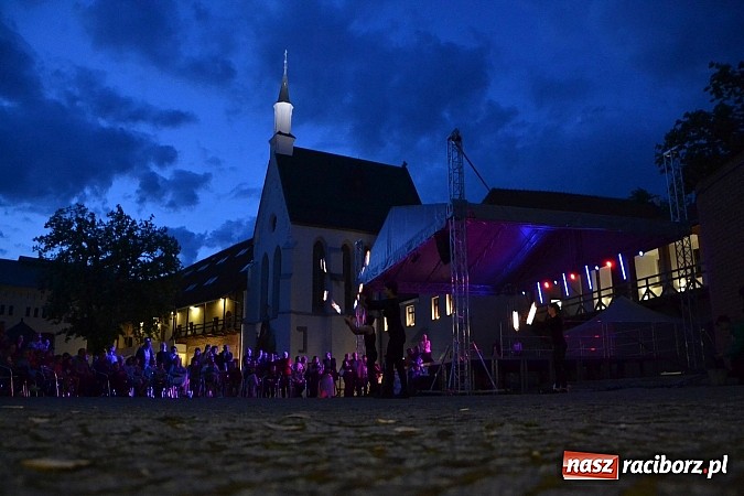 Zdjęcie w galerii na portalu naszraciborz.pl: Święto Subregionu Zachodniego Województwa Śląskiego na Zamku Piastowskim w Raciborzu wiadomości z regionu