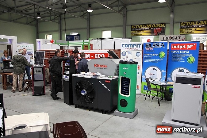 Zdjęcie w galerii na portalu naszraciborz.pl: Eko-Wystawa. Zobacz jak wyglądają stoiska i kto wystąpił na scenie wiadomości z regionu