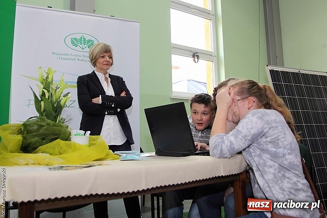 Zdjęcie w galerii na portalu naszraciborz.pl: Eko-Wystawa. Zobacz jak wyglądają stoiska i kto wystąpił na scenie wiadomości z regionu