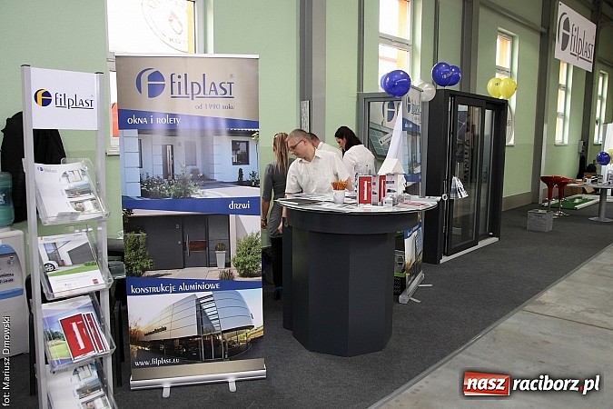 Zdjęcie w galerii na portalu naszraciborz.pl: Eko-Wystawa. Zobacz jak wyglądają stoiska i kto wystąpił na scenie wiadomości z regionu