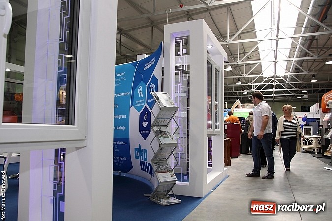 Zdjęcie w galerii na portalu naszraciborz.pl: Eko-Wystawa. Zobacz jak wyglądają stoiska i kto wystąpił na scenie wiadomości z regionu