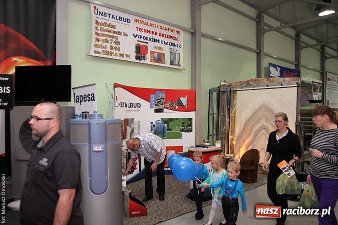 Zdjęcie w galerii na portalu naszraciborz.pl: Eko-Wystawa. Zobacz jak wyglądają stoiska i kto wystąpił na scenie wiadomości z regionu