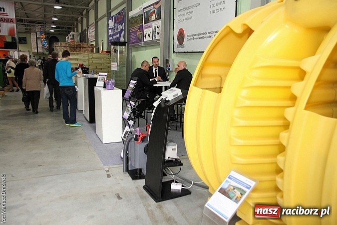 Zdjęcie w galerii na portalu naszraciborz.pl: Eko-Wystawa. Zobacz jak wyglądają stoiska i kto wystąpił na scenie wiadomości z regionu