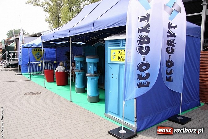Zdjęcie w galerii na portalu naszraciborz.pl: Eko-Wystawa. Zobacz jak wyglądają stoiska i kto wystąpił na scenie wiadomości z regionu
