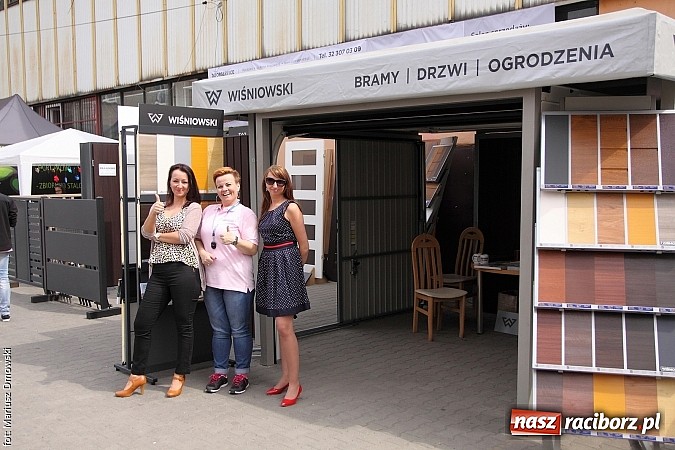 Zdjęcie w galerii na portalu naszraciborz.pl: Eko-Wystawa. Zobacz jak wyglądają stoiska i kto wystąpił na scenie wiadomości z regionu