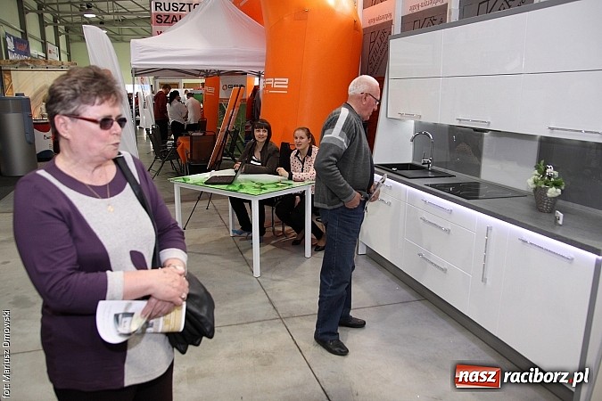 Zdjęcie w galerii na portalu naszraciborz.pl: Eko-Wystawa. Zobacz jak wyglądają stoiska i kto wystąpił na scenie wiadomości z regionu