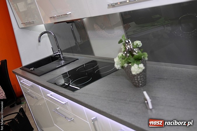 Zdjęcie w galerii na portalu naszraciborz.pl: Eko-Wystawa. Zobacz jak wyglądają stoiska i kto wystąpił na scenie wiadomości z regionu