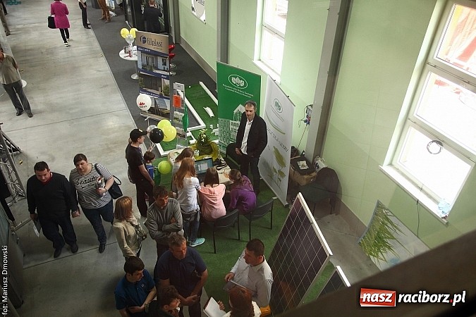Zdjęcie w galerii na portalu naszraciborz.pl: Eko-Wystawa. Zobacz jak wyglądają stoiska i kto wystąpił na scenie wiadomości z regionu