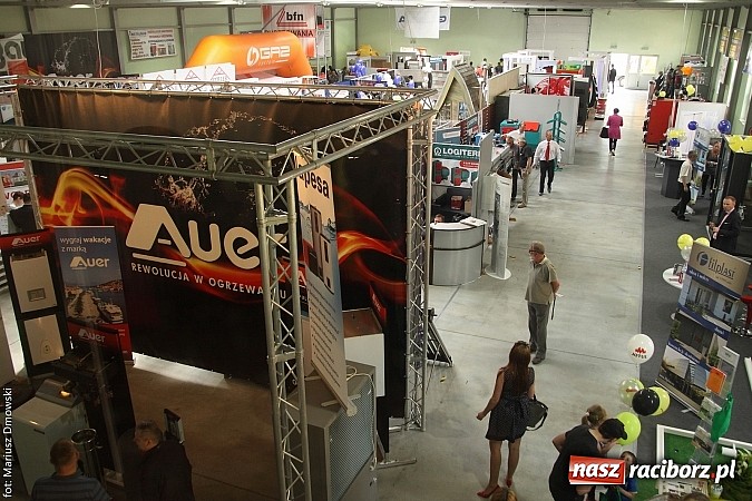 Zdjęcie w galerii na portalu naszraciborz.pl: Eko-Wystawa. Zobacz jak wyglądają stoiska i kto wystąpił na scenie wiadomości z regionu