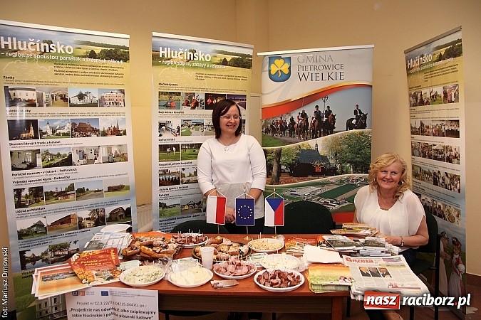 Zdjęcie w galerii na portalu naszraciborz.pl: Eko-Wystawa. Zobacz jak wyglądają stoiska i kto wystąpił na scenie wiadomości z regionu