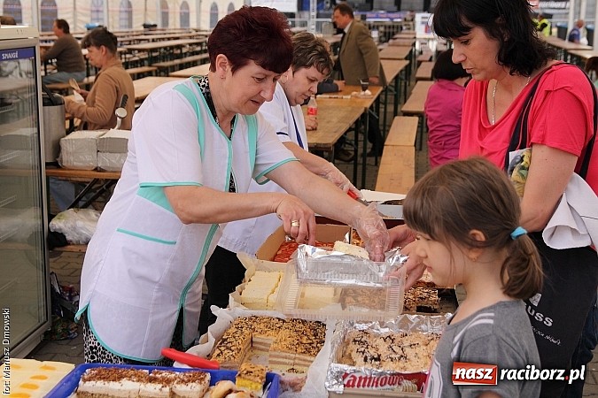 Zdjęcie w galerii na portalu naszraciborz.pl: Eko-Wystawa. Zobacz jak wyglądają stoiska i kto wystąpił na scenie wiadomości z regionu