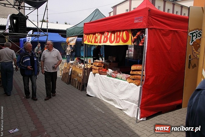 Zdjęcie w galerii na portalu naszraciborz.pl: Eko-Wystawa. Zobacz jak wyglądają stoiska i kto wystąpił na scenie wiadomości z regionu