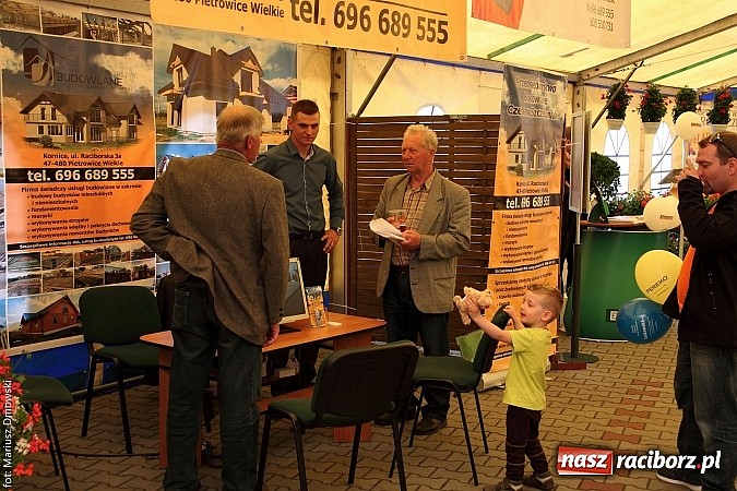 Zdjęcie w galerii na portalu naszraciborz.pl: Eko-Wystawa. Zobacz jak wyglądają stoiska i kto wystąpił na scenie wiadomości z regionu