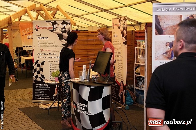 Zdjęcie w galerii na portalu naszraciborz.pl: Eko-Wystawa. Zobacz jak wyglądają stoiska i kto wystąpił na scenie wiadomości z regionu