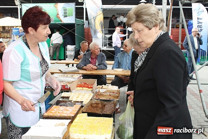 Zdjęcie w galerii na portalu naszraciborz.pl: Eko-Wystawa. Zobacz jak wyglądają stoiska i kto wystąpił na scenie wiadomości z regionu
