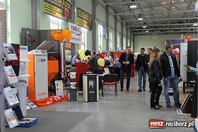 Zdjęcie w galerii na portalu naszraciborz.pl: Eko-Wystawa. Zobacz jak wyglądają stoiska i kto wystąpił na scenie wiadomości z regionu