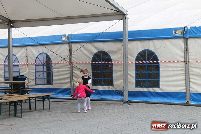 Zdjęcie w galerii na portalu naszraciborz.pl: Eko-Wystawa. Zobacz jak wyglądają stoiska i kto wystąpił na scenie wiadomości z regionu