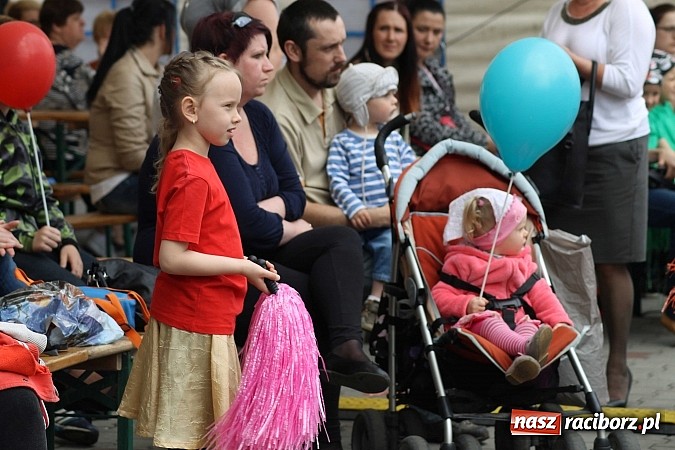 Zdjęcie w galerii na portalu naszraciborz.pl: Eko-Wystawa. Zobacz jak wyglądają stoiska i kto wystąpił na scenie wiadomości z regionu