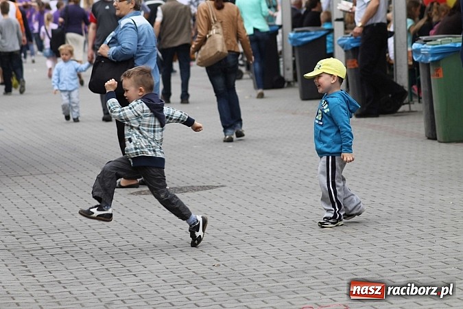 Zdjęcie w galerii na portalu naszraciborz.pl: Eko-Wystawa. Zobacz jak wyglądają stoiska i kto wystąpił na scenie wiadomości z regionu