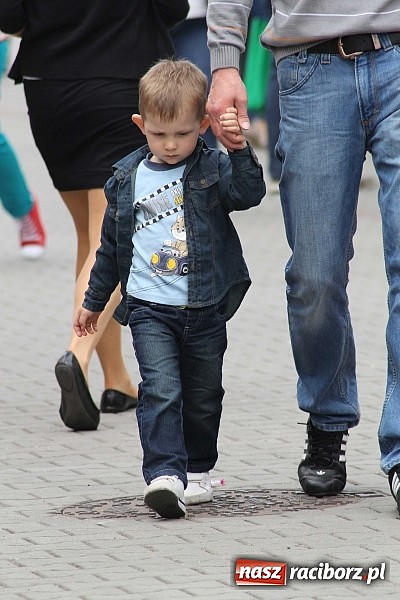 Zdjęcie w galerii na portalu naszraciborz.pl: Eko-Wystawa. Zobacz jak wyglądają stoiska i kto wystąpił na scenie wiadomości z regionu