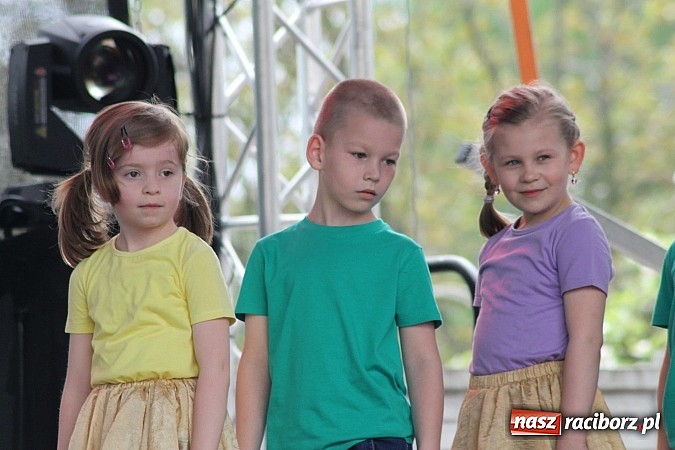 Zdjęcie w galerii na portalu naszraciborz.pl: Eko-Wystawa. Zobacz jak wyglądają stoiska i kto wystąpił na scenie wiadomości z regionu