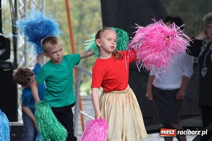 Zdjęcie w galerii na portalu naszraciborz.pl: Eko-Wystawa. Zobacz jak wyglądają stoiska i kto wystąpił na scenie wiadomości z regionu