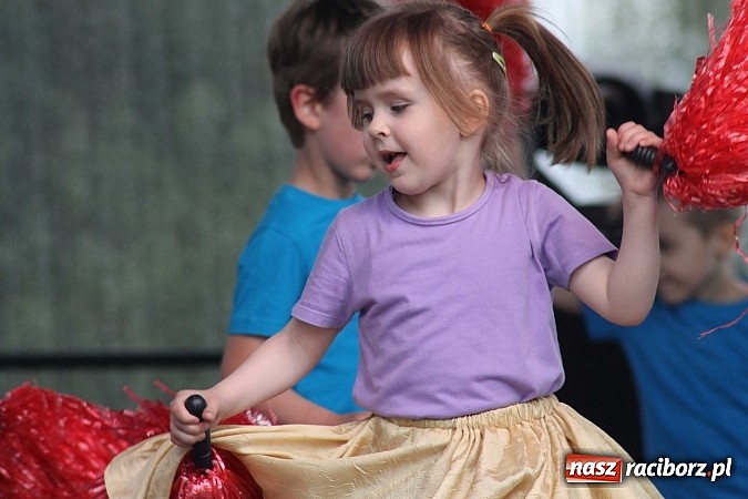 Zdjęcie w galerii na portalu naszraciborz.pl: Eko-Wystawa. Zobacz jak wyglądają stoiska i kto wystąpił na scenie wiadomości z regionu