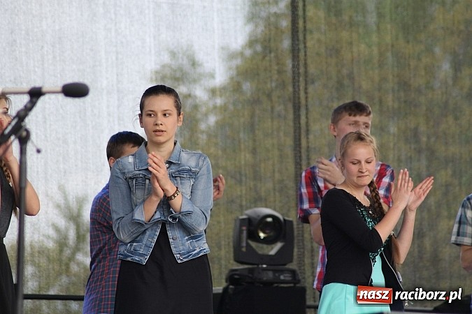 Zdjęcie w galerii na portalu naszraciborz.pl: Eko-Wystawa. Zobacz jak wyglądają stoiska i kto wystąpił na scenie wiadomości z regionu