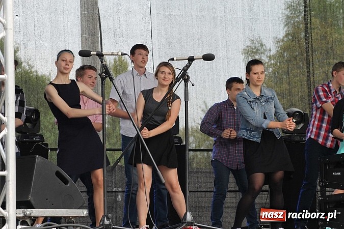 Zdjęcie w galerii na portalu naszraciborz.pl: Eko-Wystawa. Zobacz jak wyglądają stoiska i kto wystąpił na scenie wiadomości z regionu