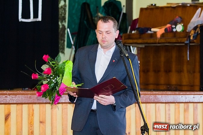 Zdjęcie w galerii na portalu naszraciborz.pl: Jubileusz 30-lecia Teatrzyku Niewielkiego w Borucinie wiadomości z regionu