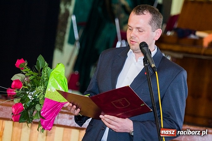 Zdjęcie w galerii na portalu naszraciborz.pl: Jubileusz 30-lecia Teatrzyku Niewielkiego w Borucinie wiadomości z regionu