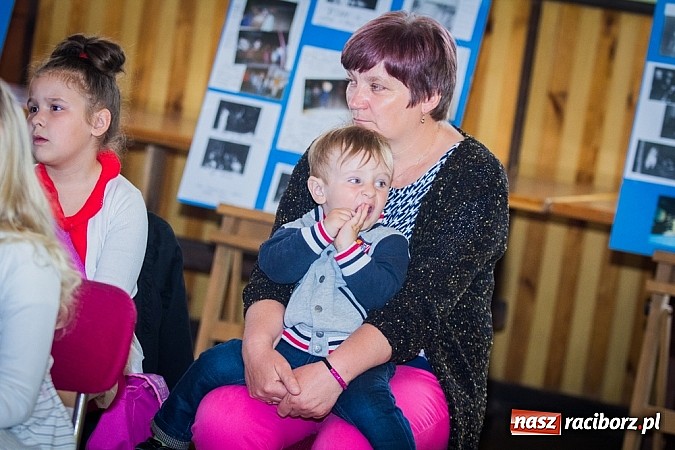 Zdjęcie w galerii na portalu naszraciborz.pl: Jubileusz 30-lecia Teatrzyku Niewielkiego w Borucinie wiadomości z regionu
